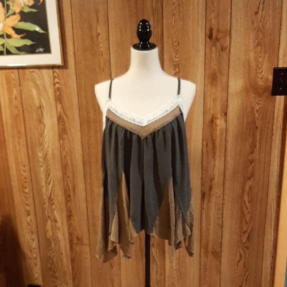 🥀🍋NWT POL Spaghetti-Strap Lace, Waffle, Brown, and Black Tank (S)🥀